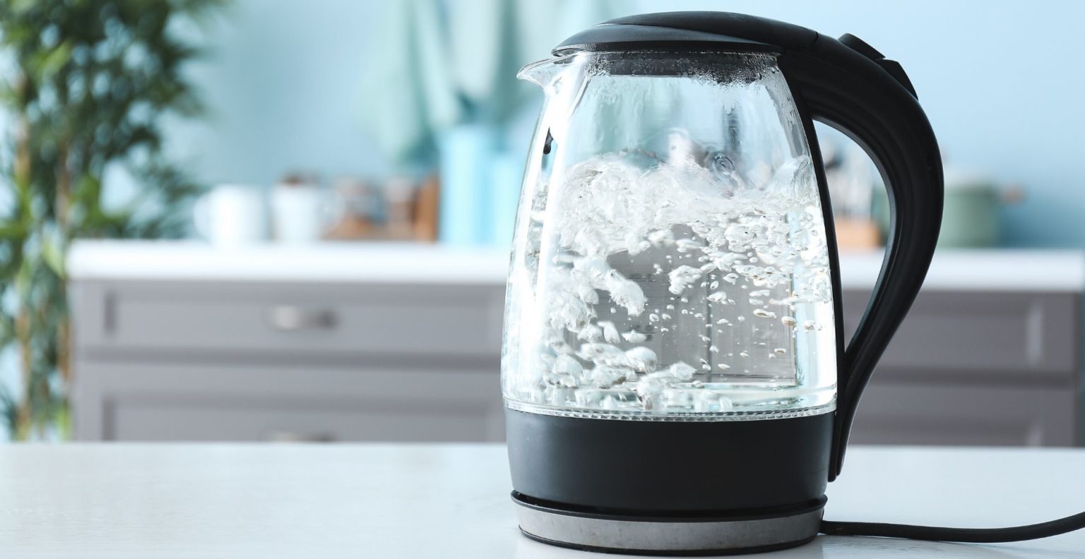 4 Best Filter Kettles UK (2024 Review) Spruce Up!