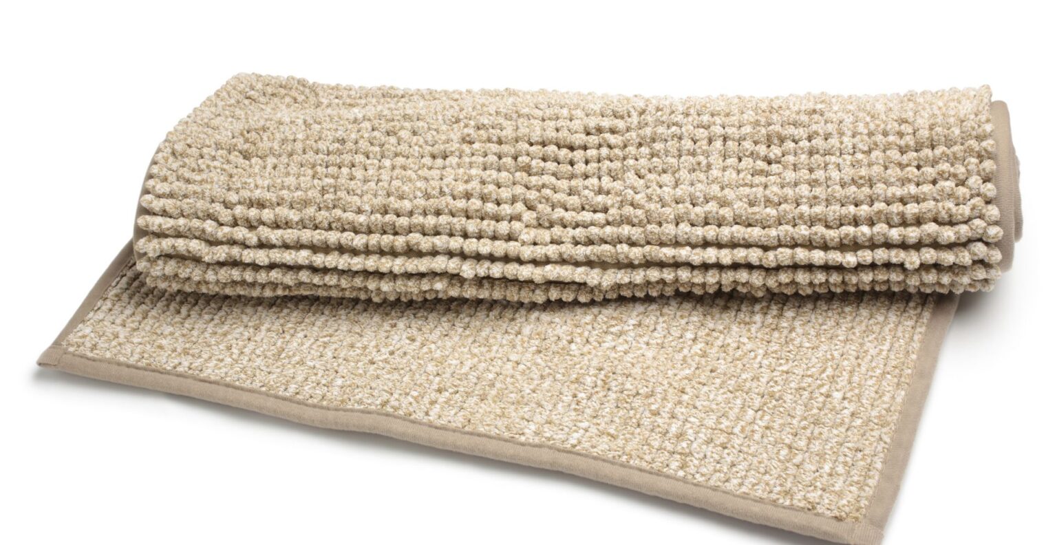 5 Best Bath Mats UK (2024 Review) Spruce up!
