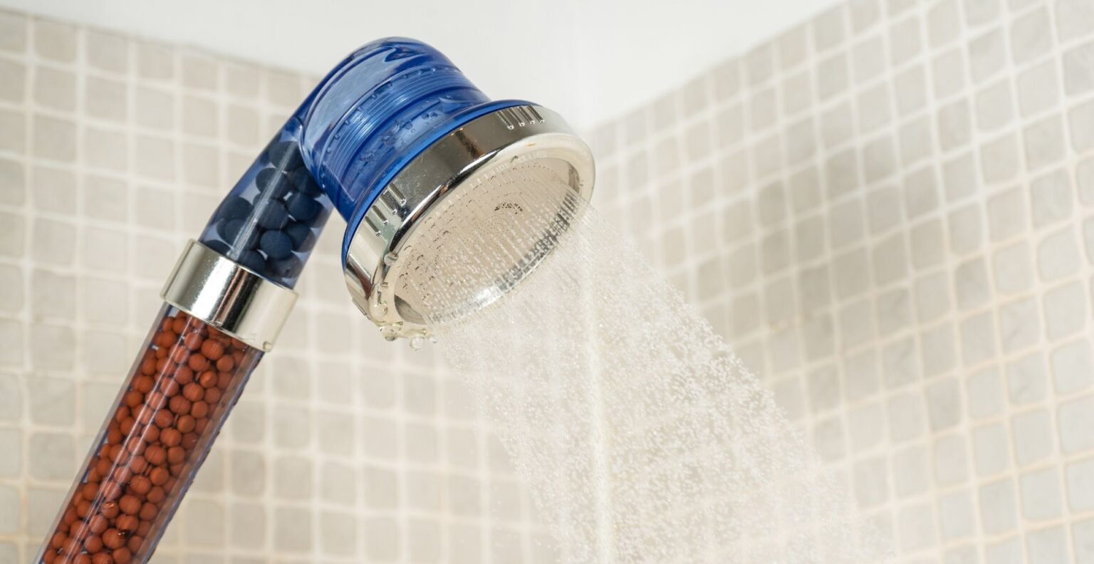 5 Best Ionic Shower Heads UK (2024 Review) Spruce Up!