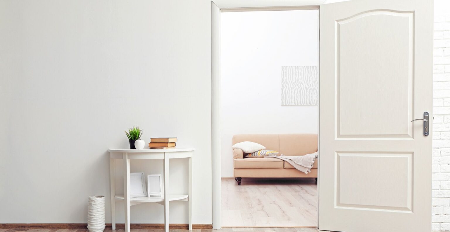 5 Best Satinwood Paints UK (2024 Review) Spruce Up!