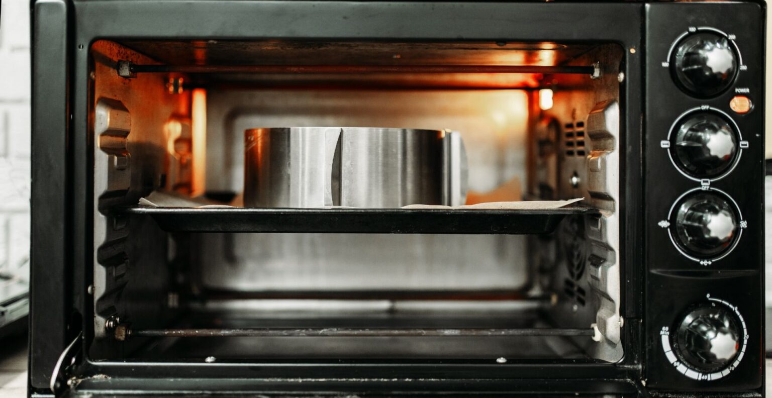 8 Best Table Top Cookers UK (2024 Review) Spruce Up!