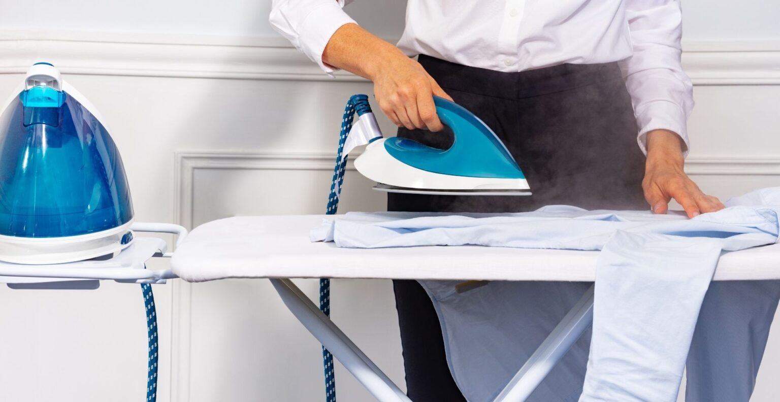 10 Best Steam Irons UK (2024 Review) Spruce Up!