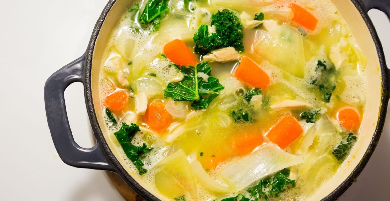 5 Best Dutch Ovens UK (2024 Review) Spruce Up!