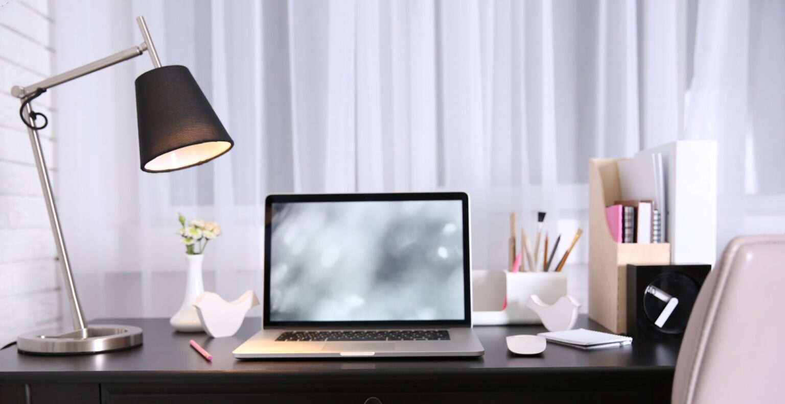 5 Best Desk Lamps UK (2023 Review) Spruce Up!