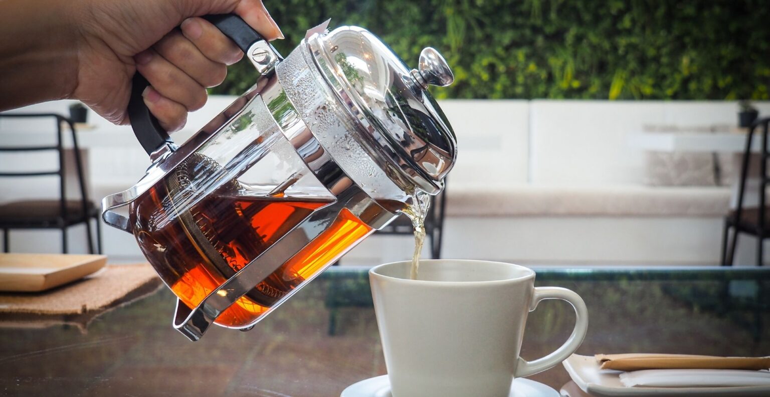5 Best Tea Presses UK (2024 Review) Spruce Up!