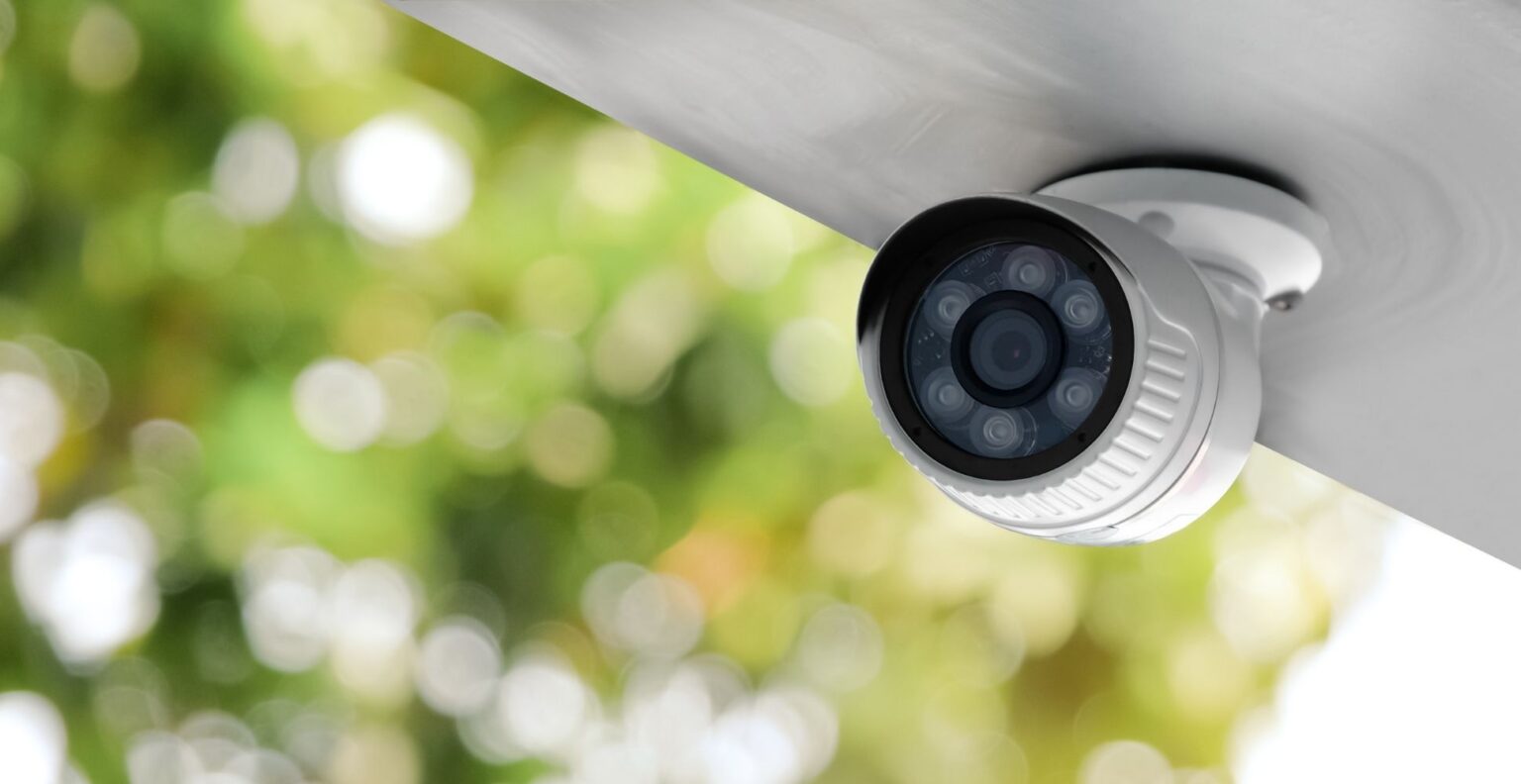 4 Best Wireless CCTV Systems UK (2024 Review) Spruce Up!