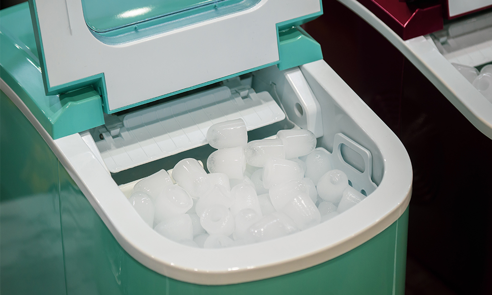 How-to-Clean-a-Portable-Ice-Maker-Machine