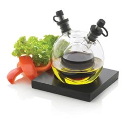 best-oil-and-vinegar-pourers XD Design 5-Piece Orbit Oil and Vinegar Set