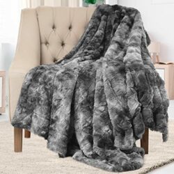 the-best-fluffy-blankets Everlasting Comfort Faux Fur Throw Blanket - Double Sided, Soft, Warm, Cozy, Luxury, Fluffy Blankets for Couch and Bed - Grey Throws for Sofa Large (165x127cm)