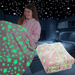 the-best-kids-blankets FiNeWaY Glow in The Dark Throw Blanket Flannel Moon Star Unicorn Gifts for Kids Girls Boys Adults Bedroom Cosy Warm Super Soft Plush Fleece Faux Fur (Stars Pink)