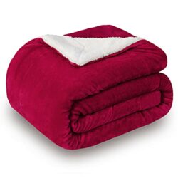 the-best-red-blankets SOCHOW Sherpa Fleece Throw Blanket, Double-Sided Super Soft Luxurious Plush Blanket 127cm×150cm, Red