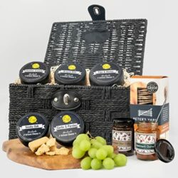 the-best-cheese-gift-sets B09V1H5D2S